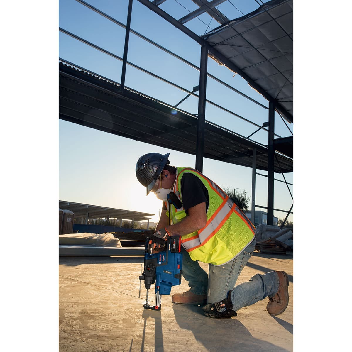 Bosch GBH18V-26K24AGDE 18V Brushless SDS-plus 1" Rotary Hammer Kit with Dust-Collection Attachment and CORE18V 8.0 Ah Batteries
