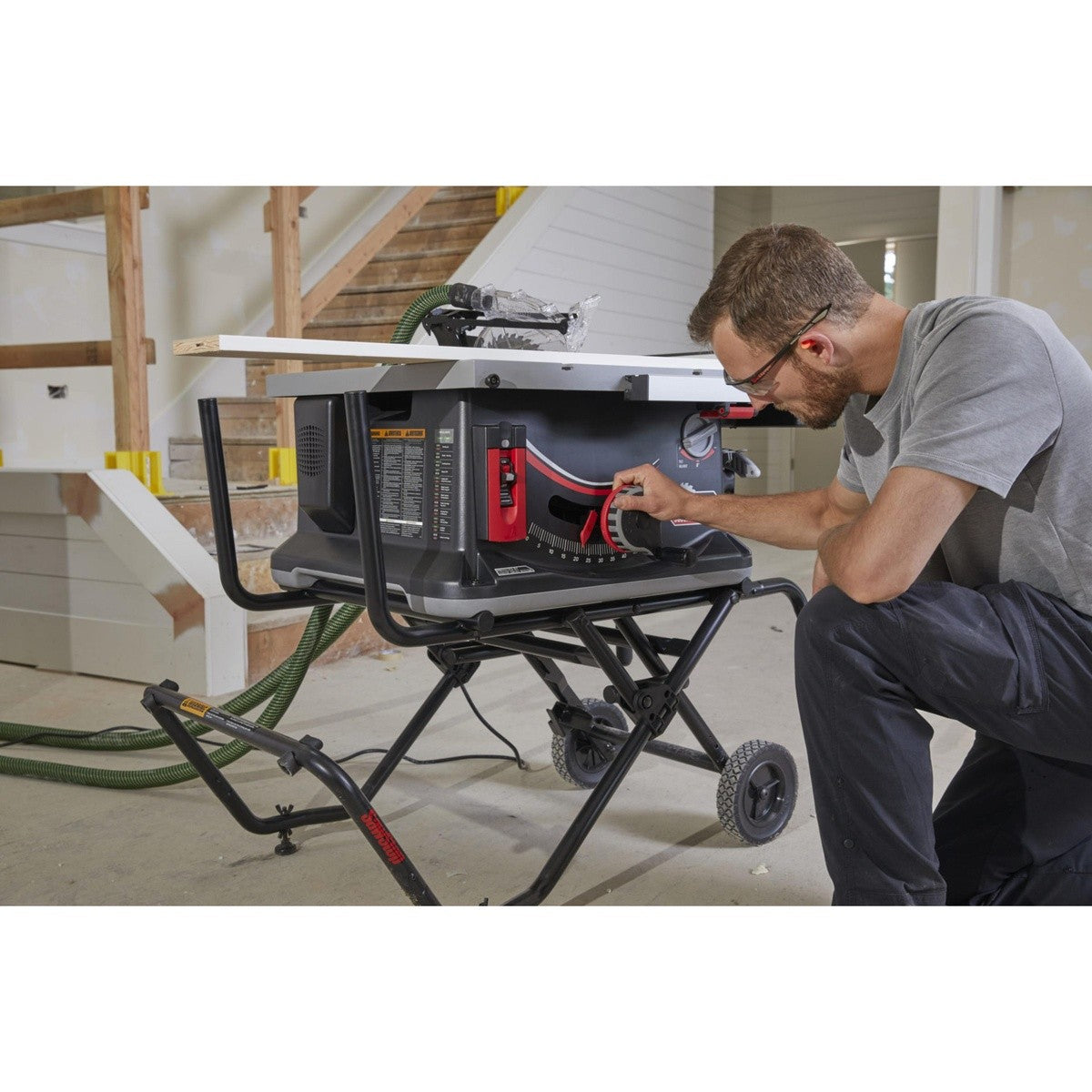 SawStop JSS-120A60 Jobsite Saw Pro with Mobile Cart, 120V 1.5 HP, 10 in. Blade (Includes Fence and Cart)